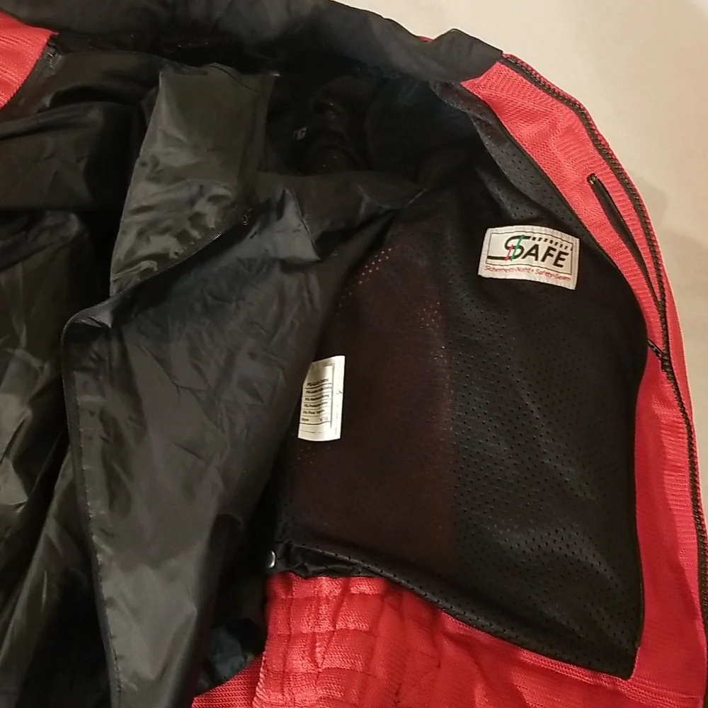 First Gear Riding Jacket - Picture 6 of 10